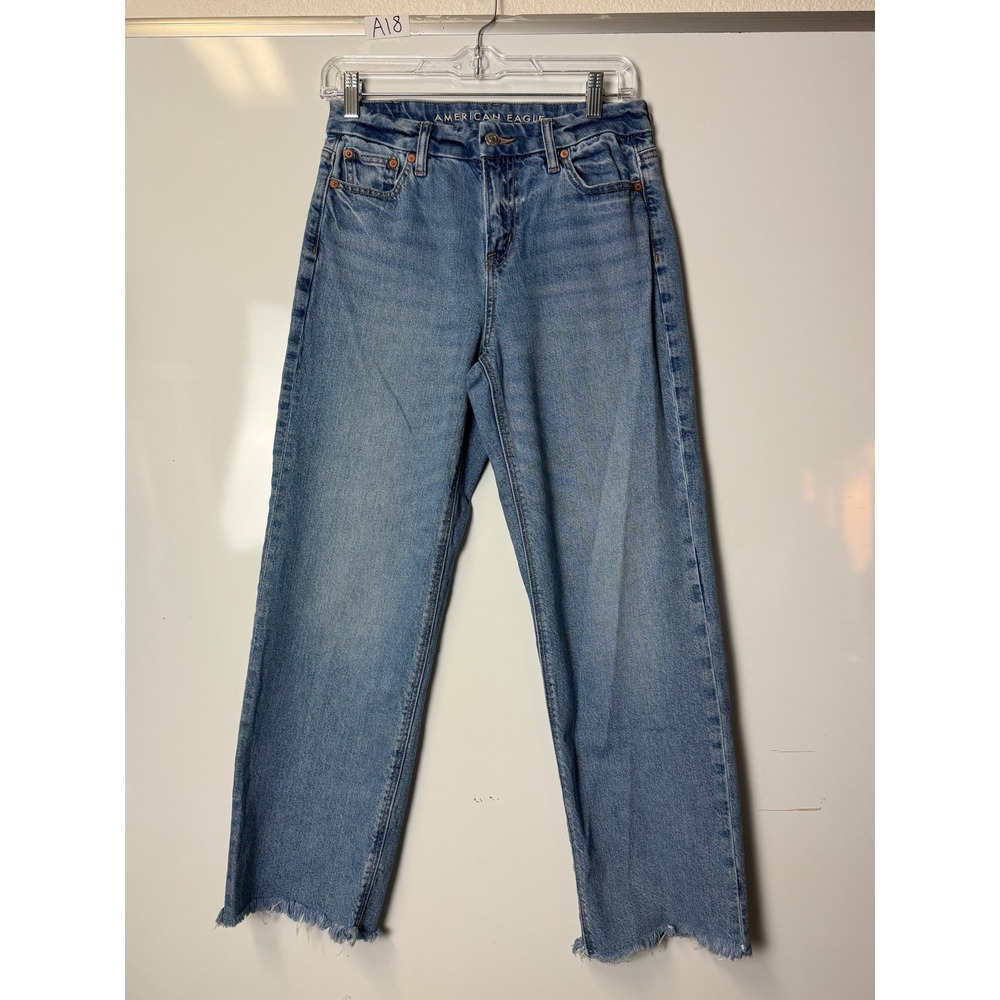 American Eagle Strigid High Rise Straight Leg Jeans Medium Wash Raw Hem 0 Reg